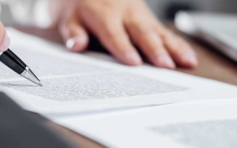 Elaboração de código de conduta e políticas internas